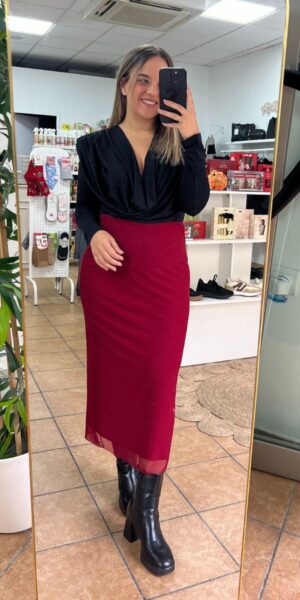 Camiseta Noir Fruncida