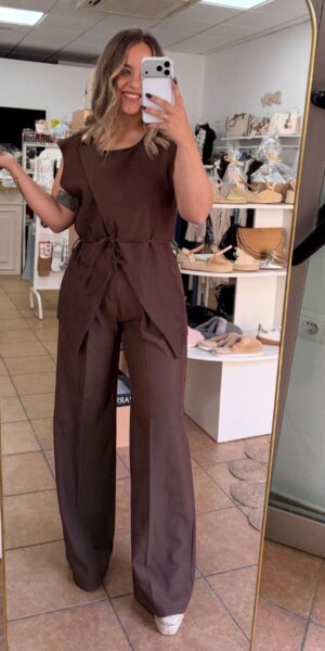 Conjunto Chaleco Chocolate