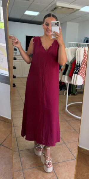 Vestido Granate Tachuelas