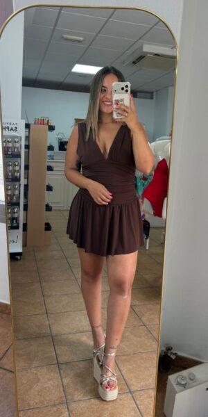 Mono vestido choco