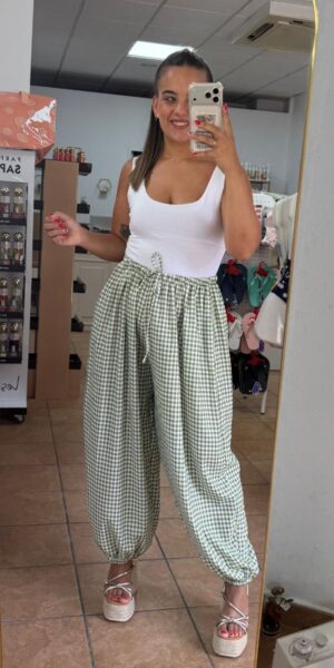 Pantalón Vichy verde b