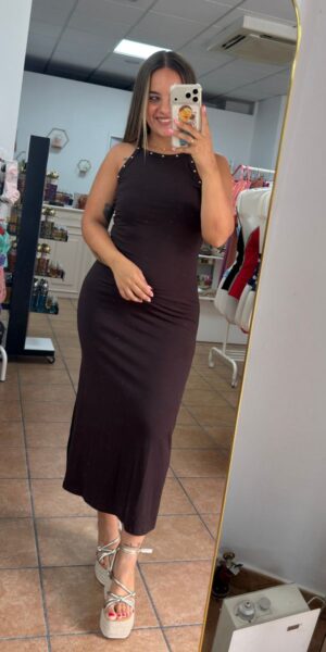 Vestido Chocolate Tachuelas