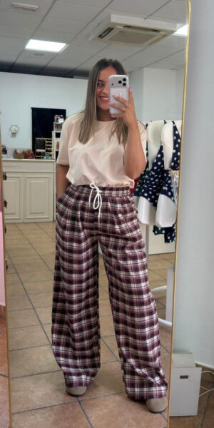 Pantalón Cuadros Burdeos