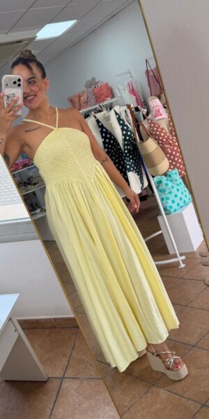 Vestido Amarillo Fluido